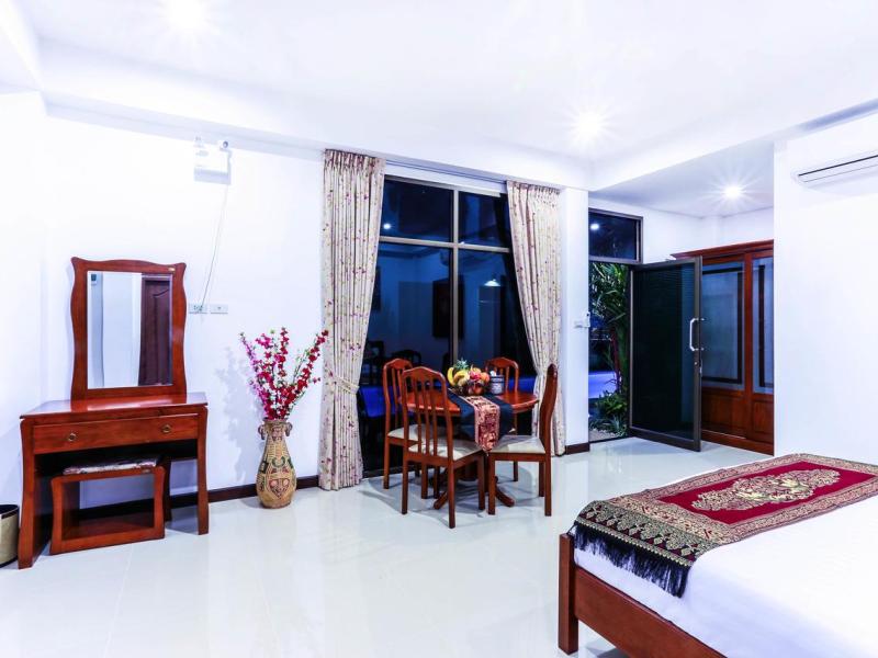 Palm Oasis Boutique Hotel