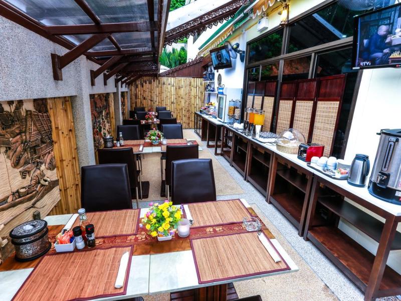 Palm Oasis Boutique Hotel