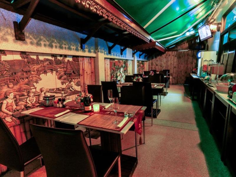 Palm Oasis Boutique Hotel