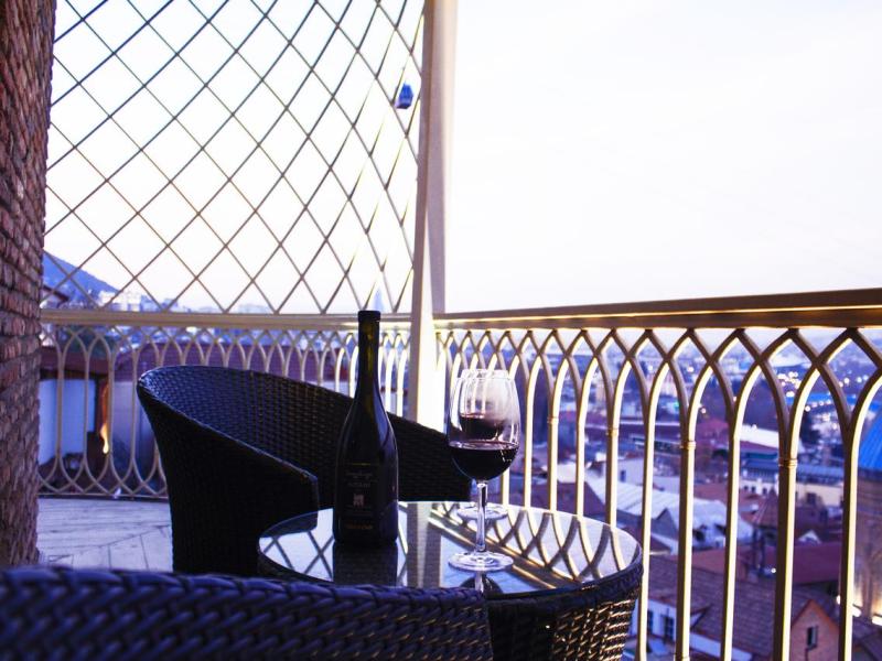 Citadel Narikala Hotel