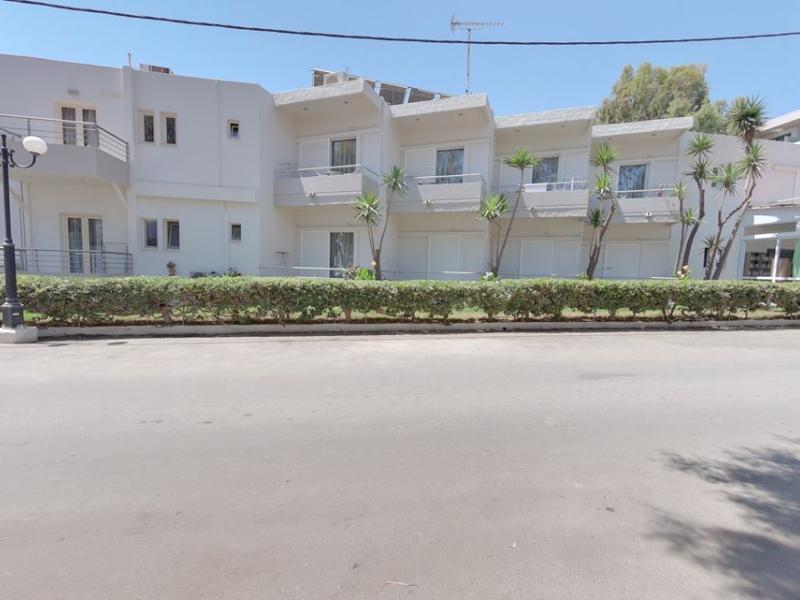 Tarra Hotel