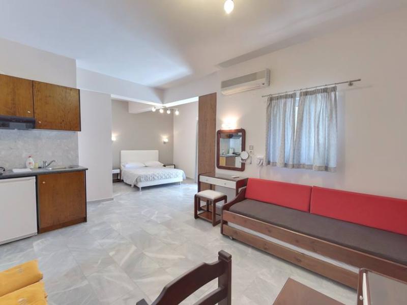 Tarra Hotel