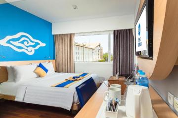 Отель Kuta Beach Hotel Индонезия, Кута, фото 18