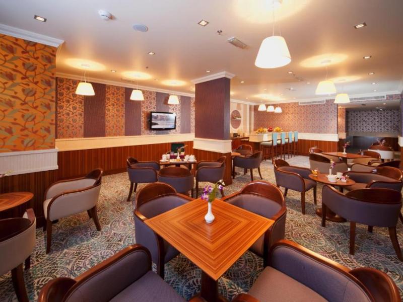 City Seasons Al Hamra