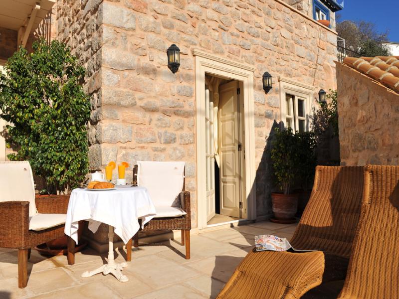 Angelica VIP Boutique Hotel
