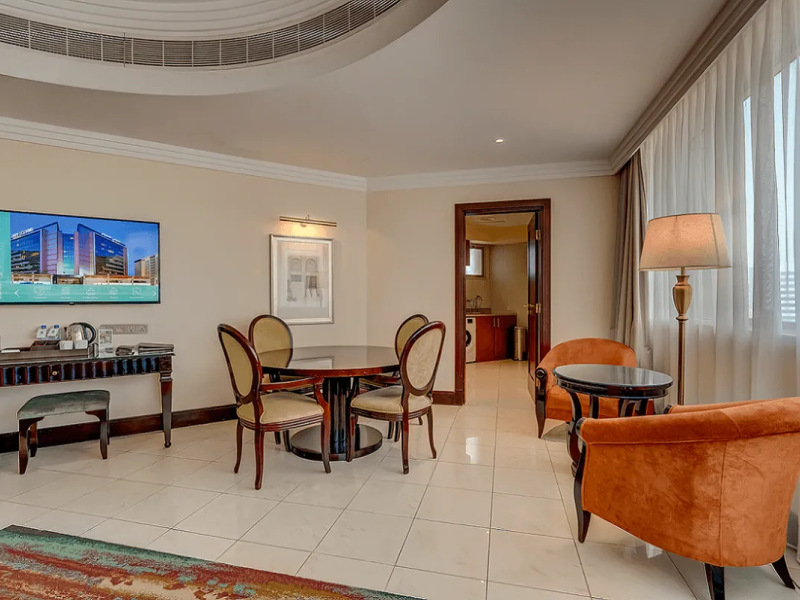 City Seasons Suites Dubai
