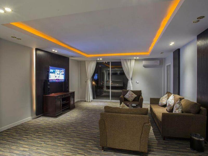 New Hill Resort & Spa