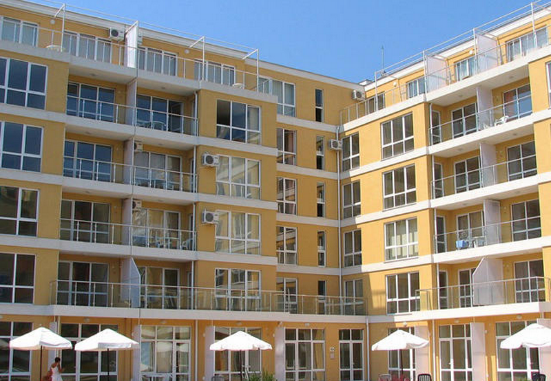 Flores Park Aparthotel