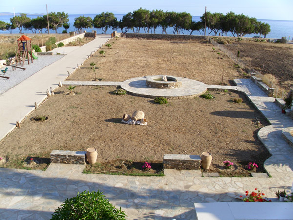 Akrothalassia