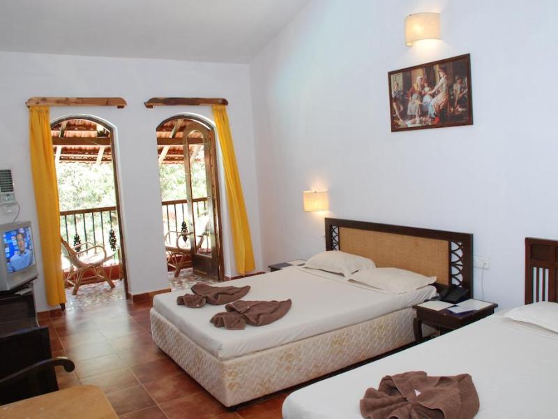 Sea Breeze Beach Resort (Calangute)