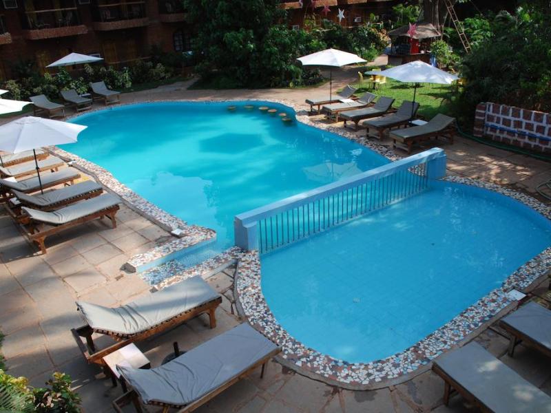 Sea Breeze Beach Resort (Calangute)