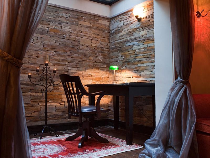 Kitap Evi Hotel
