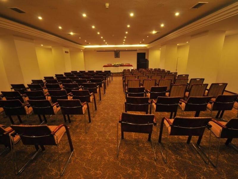 Dafne Hotel
