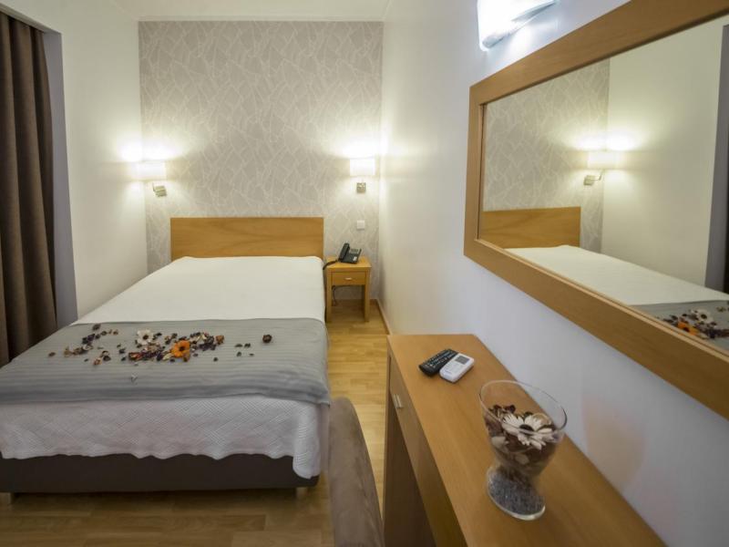 Sao Pedro Lisbon Hotel