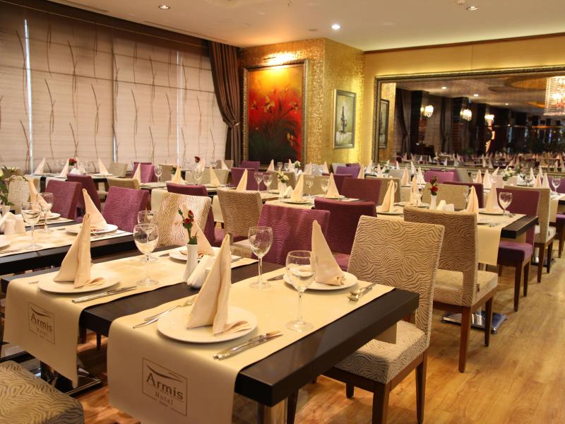 Armis Hotel