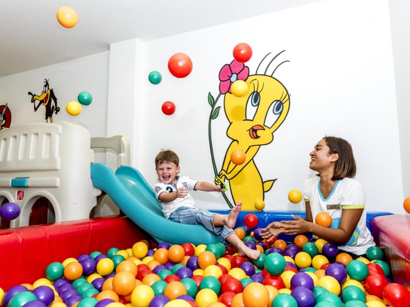 Holiday Inn Resort Phuket Karon Beach, an IHG Hotel