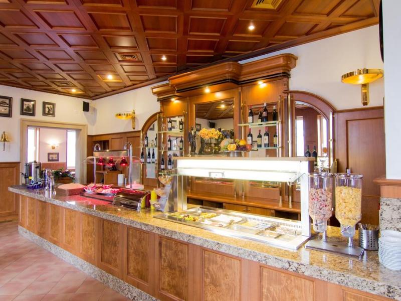 Alpin Avion Hotel