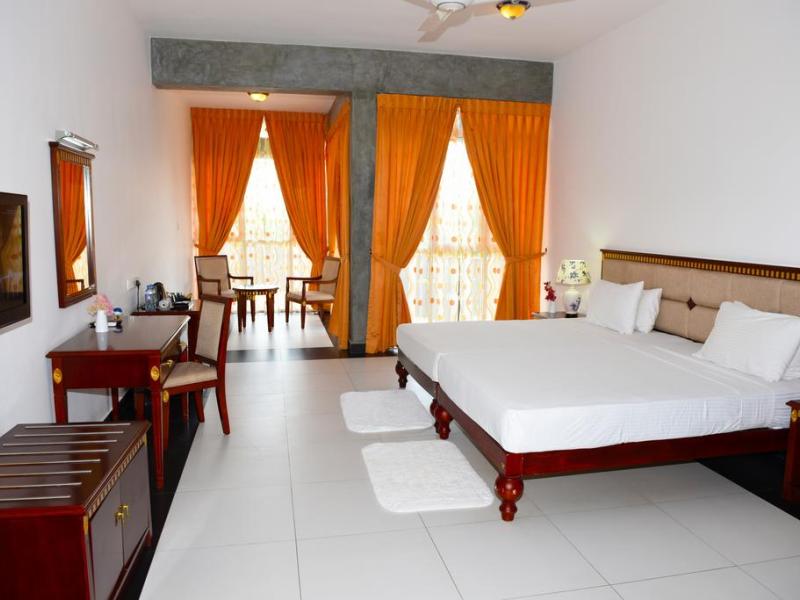 Marina Beach Passikudah