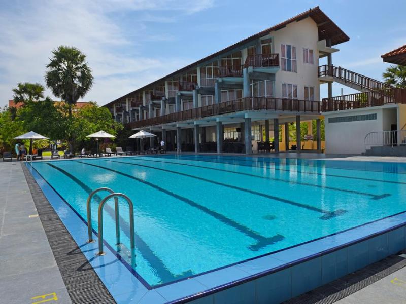 Marina Beach Passikudah