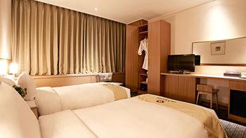 Skypark Central Myeongdong