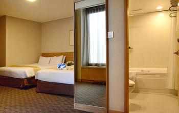 Skypark Central Myeongdong