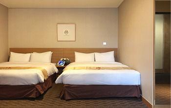 Skypark Central Myeongdong
