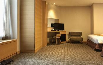 Skypark Central Myeongdong