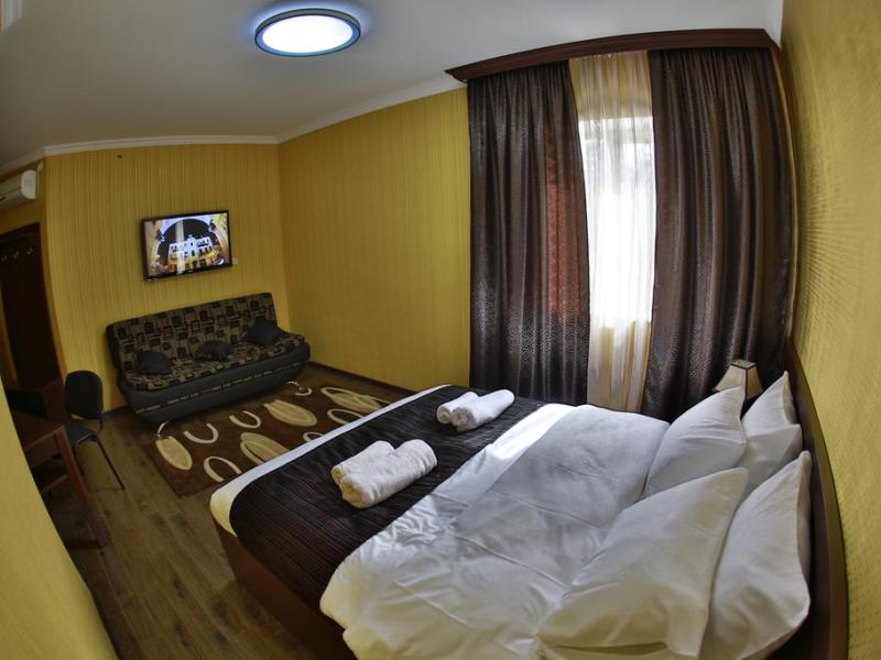 Hotel Aksai