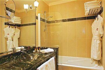 Claridge Champs-Elysees