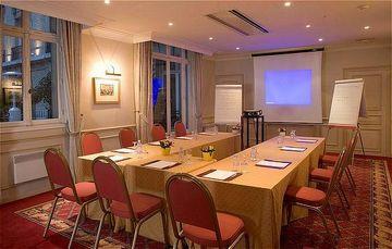 Claridge Champs-Elysees