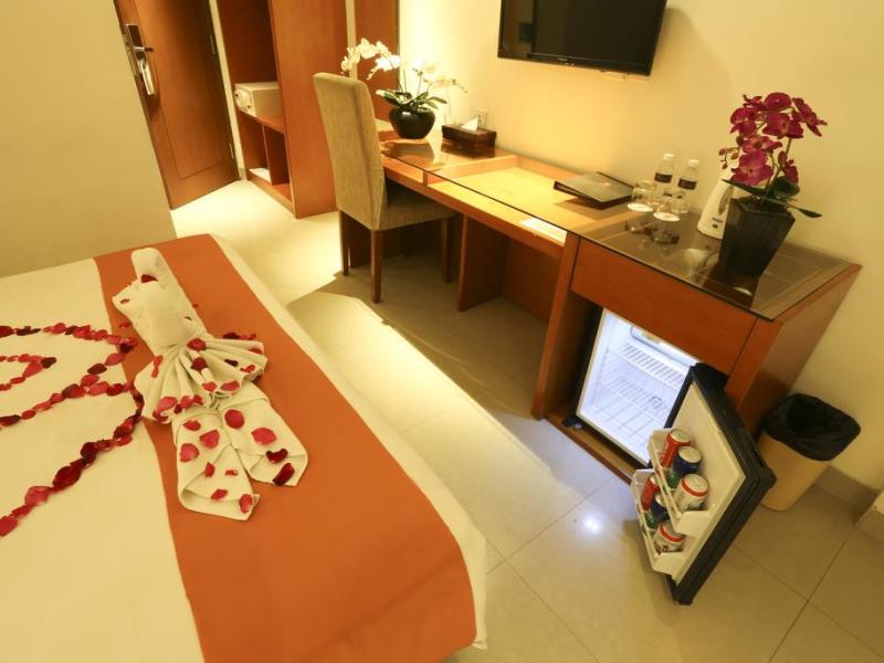 The Sun Hotel & Spa