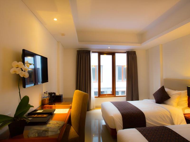 The Sun Hotel & Spa