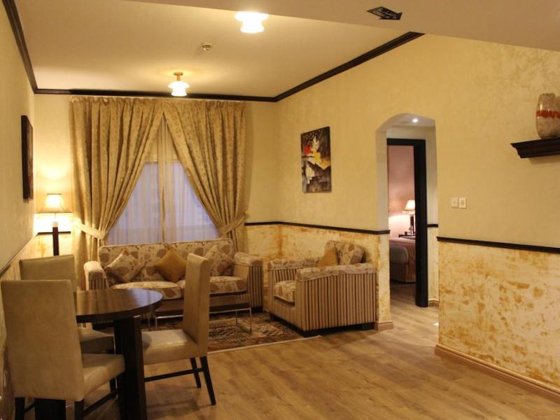 Boulevard City Suites Hotel Apartments