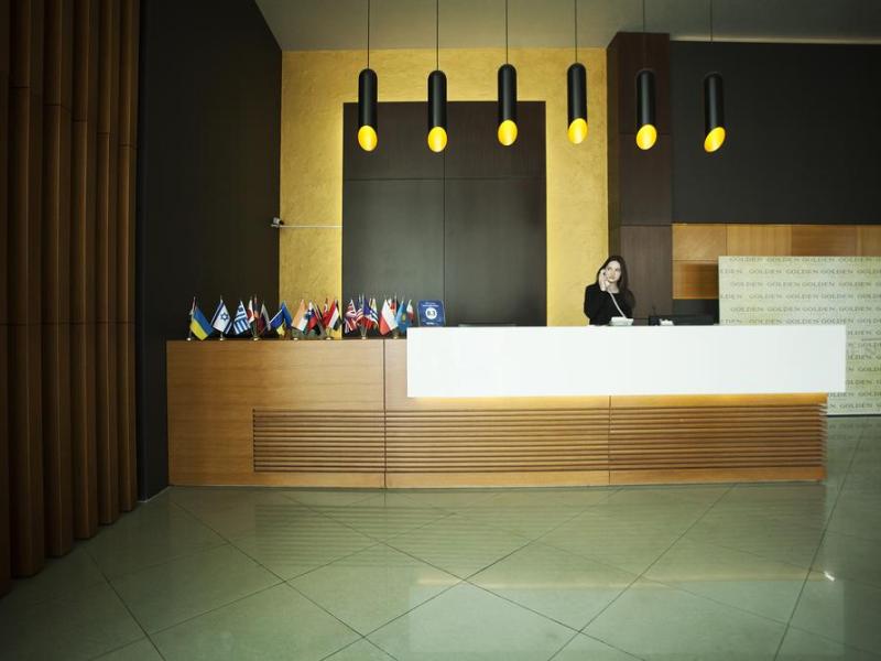 Fortune Palace Hotel