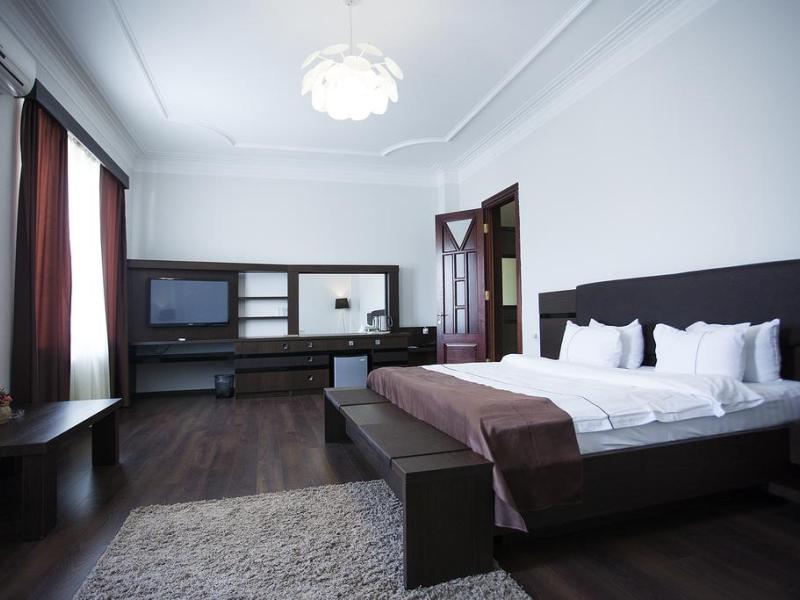 Fortune Palace Hotel