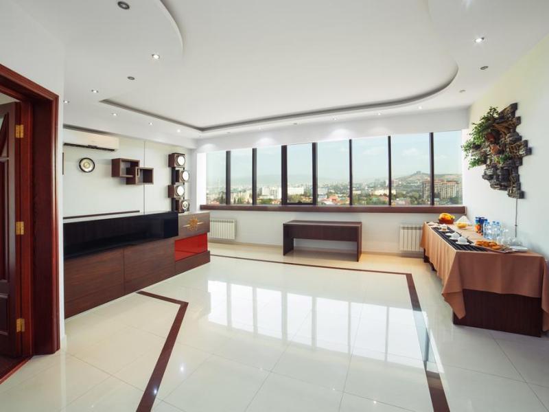 Fortune Palace Hotel