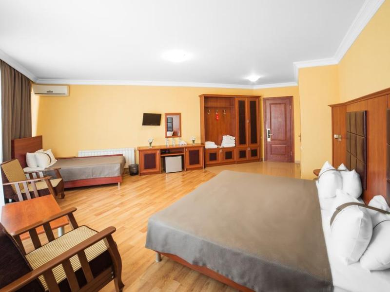 Fortune Palace Hotel