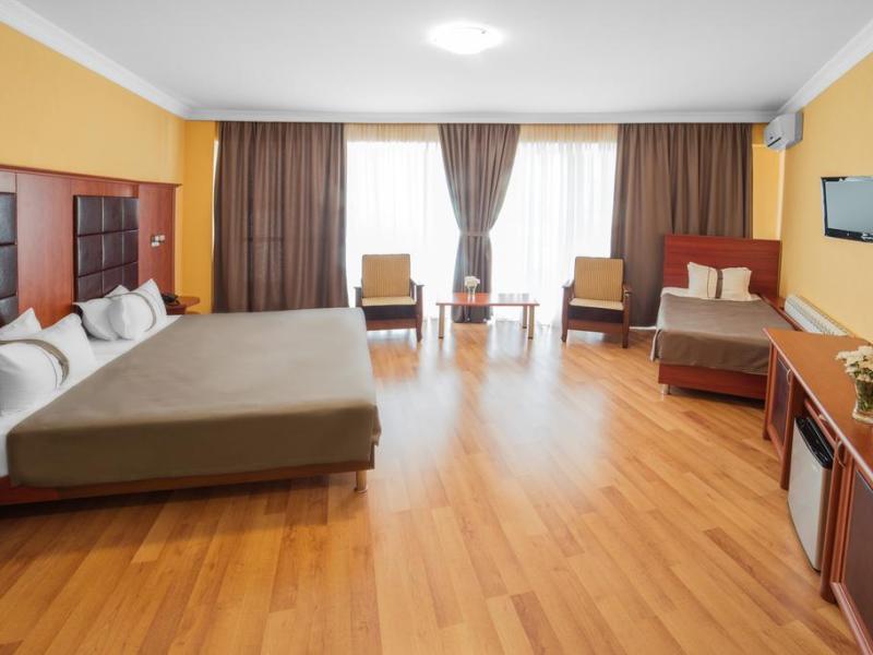 Fortune Palace Hotel