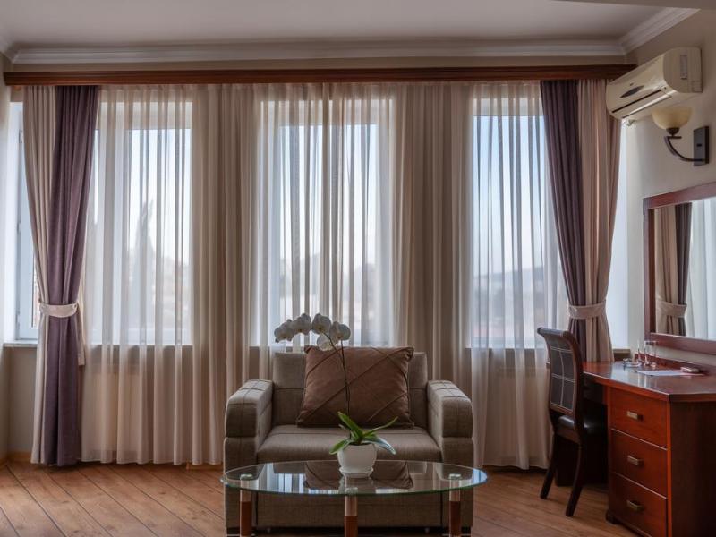 Penthouse Hotel