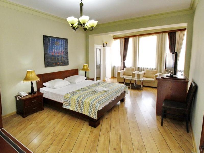 Penthouse Hotel