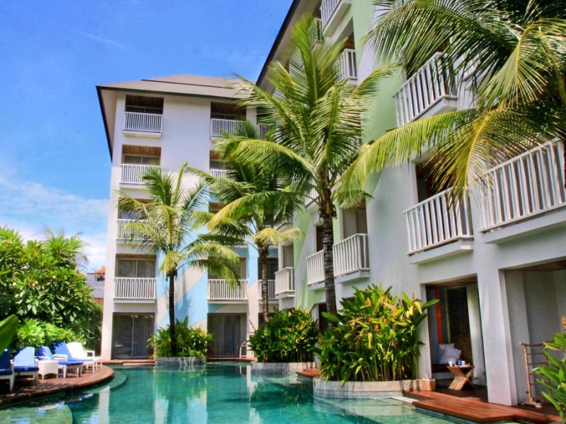 Bliss Surfer Hotel