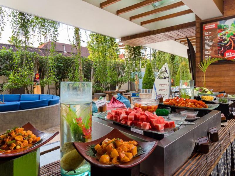 Bliss Surfer Hotel
