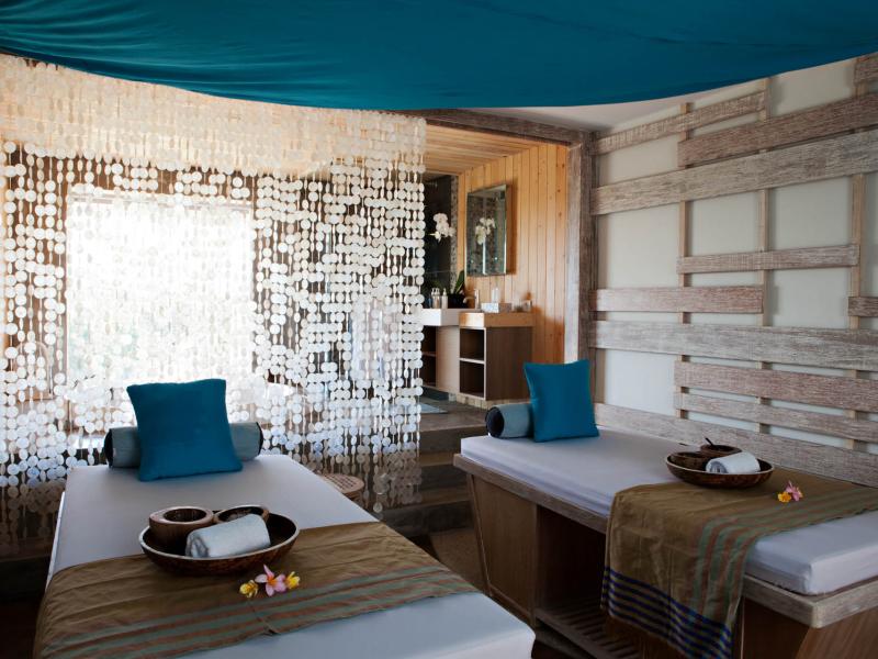 Bliss Surfer Hotel