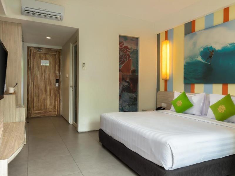Bliss Surfer Hotel