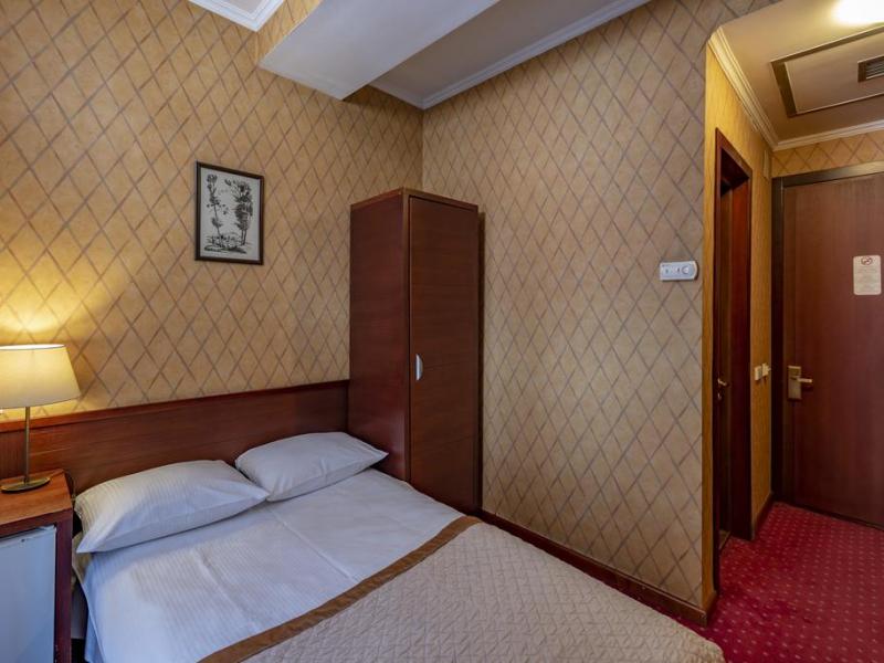 New Kopala Hotel