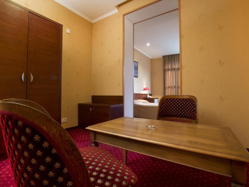 New Kopala Hotel