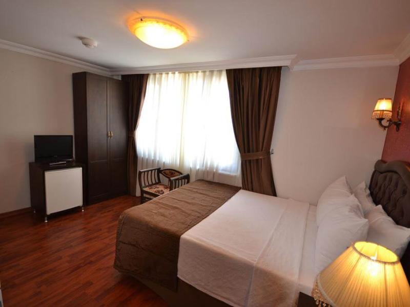 Sunrise Hotel