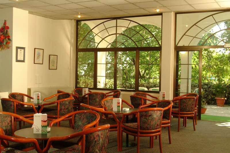 Pendeli Hotel