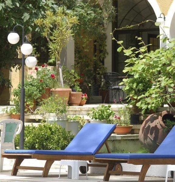 Pendeli Hotel