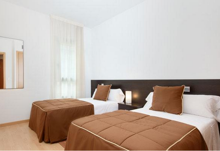 Tryp Madrid Airport Suites